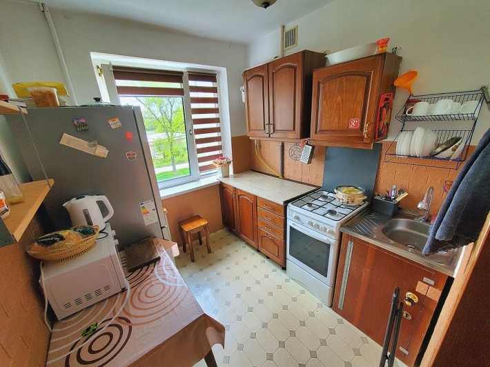 Продам 2-кімнатну квартиру з усім - фото 1