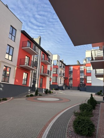 1к квартира з частковим ремонтом. Документи готові до продажу - фото 1