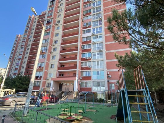 Срочная продажа! 3комнатная 80 метров ремонт Большая кухня Черноморск