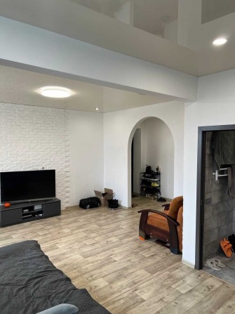 Стильная 1-ком Квартира -Студия на Соц городе - фото 1