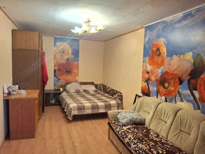 В продаже 1 ком, 2 эт, центр города - фото 1