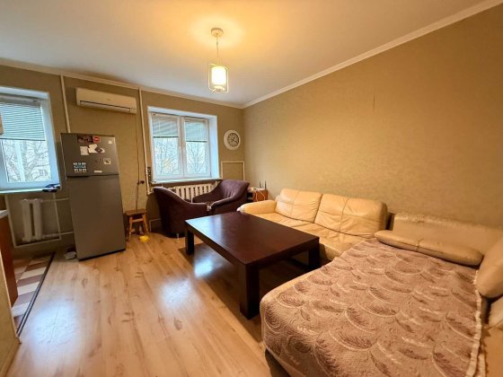 Продам перепланированную 3 комнатную на Парковой Черноморск