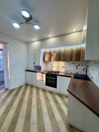 Продаж 2 кімнатна квартира з ремонтом - фото 1