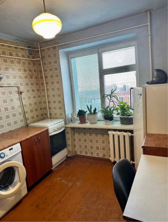 Продам двох кімнатну квартиру - фото 1