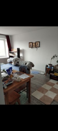 Продам трикімнатну квартиру - фото 1