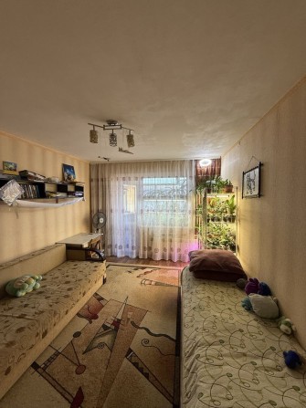 Продается 2-ком., кв., л/б 1 мкрн С.О - фото 1