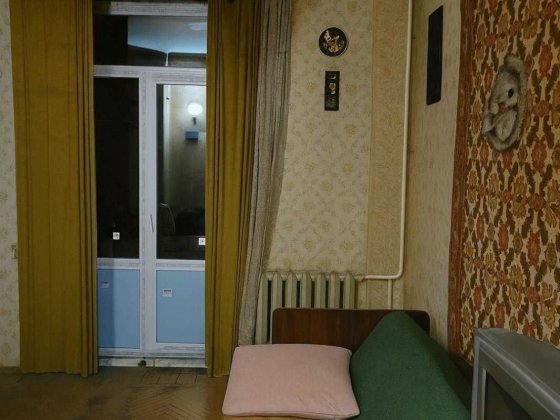 ПРОДАЖ двокімнатної квартири у центрі міста ("СТАЛІНКА")(Н) Каменское