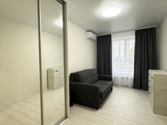 Двух кімнатна квартира в центрі Гостомеля Гостомель