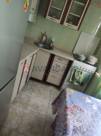 2-комнатная на Мурахтова, 2 этаж, мебель, техника - фото 1