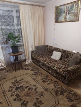 Комунальна квартира на низькому поверсі - фото 1