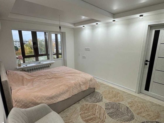 Пропоную до продажу 2-кімнатну квартиру з сучасним ремонтом в Каневi Канів