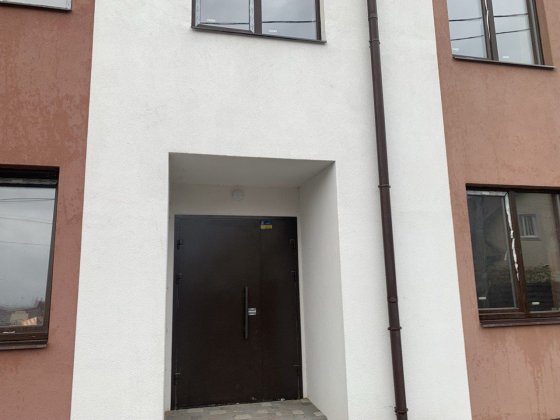 Квартира в Гостомелі біля озера Гостомель