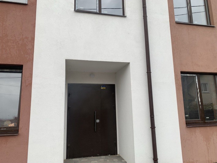 Квартира в Гостомелі біля озера - фото 1