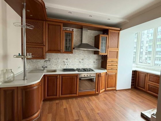 Дворівнева квартира з ремонтом у самому центрі Чорноморська! Чорноморськ