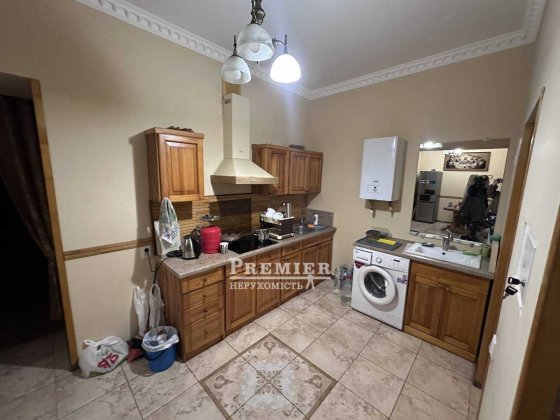 До продажу затишна 2 кімн. квартира Черноморск