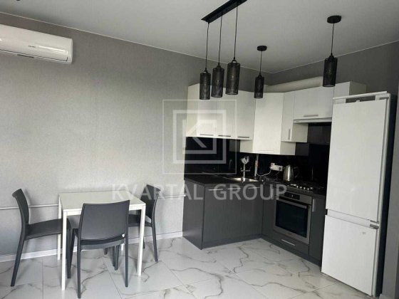 Без КОМІСІЇ!!! Двокімнатна квартира з  ремонтом і меблями. ОЗЕРО Гостомель