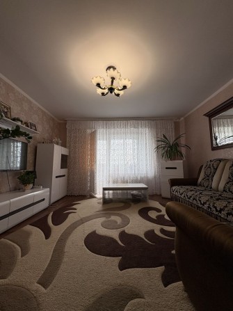 Продаж трикімнатної квартири - фото 1