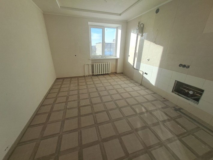 3к.кв Чешка в центре города Черноморск - фото 1