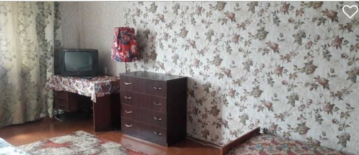 продается просторная гостинка - фото 1