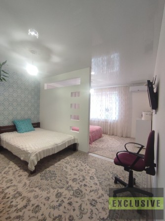 Просторная двушка с ремонтом в новом доме и на низком этаже!!! - фото 1