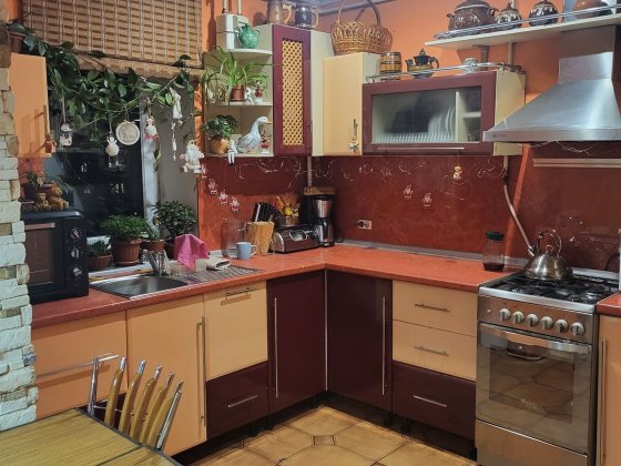 ПРОДАМ 3-Х КІМ.Р-н(Гастело) Коростень