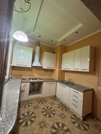 ТЕРМІНОВО продається 3-х кімнатна квартира в р-ні Ковельського парку - фото 1