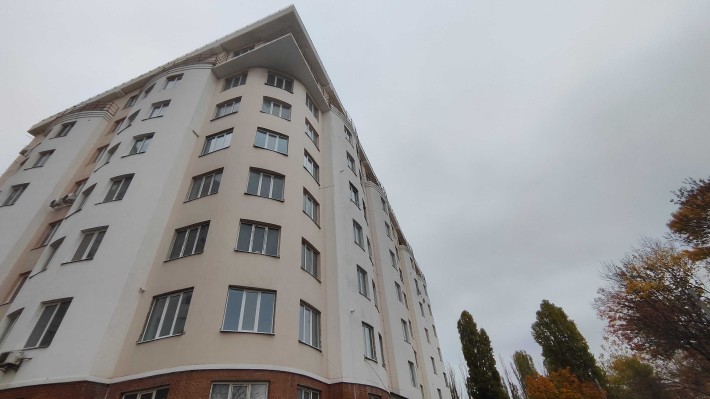 Продается квартира в сданном доме, морской район Черноморска - фото 1