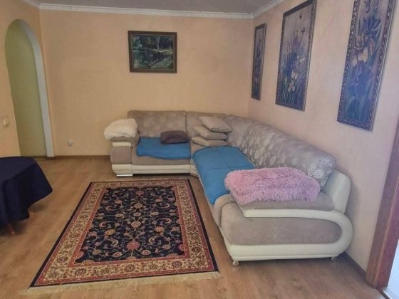 Продам 2-х кімнатну квартиру з ремонтом,з меблями та технікою Коростень