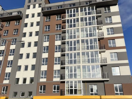 ДВОРІВНЕВА квартира із двома терасами Кременец