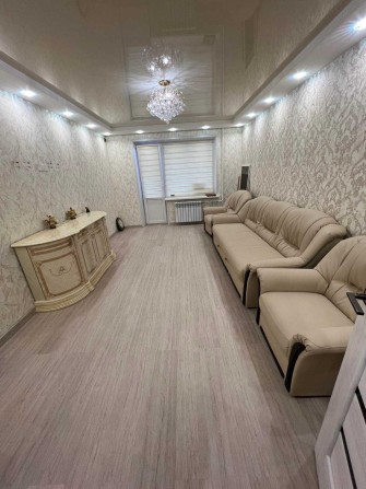 Елегантна 3к з меблями та технікою - фото 1