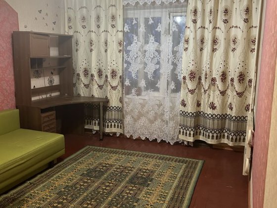 Продажа 1 комнатной квартиры на Лазурном Краматорск