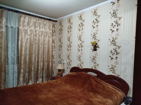 2к квартира (район Треугольник) Лозова