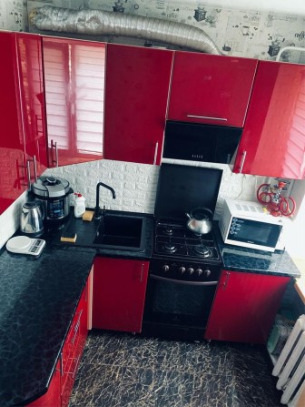 Продам 2х комнатную квартиру - фото 1