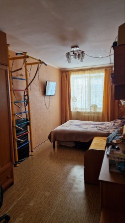 Продам двокімнатну квартиру у центрі міста Лозова - фото 1