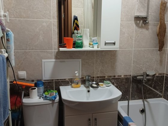 Продам однокімнатну квартиру в центрі міста Лозова Лозова