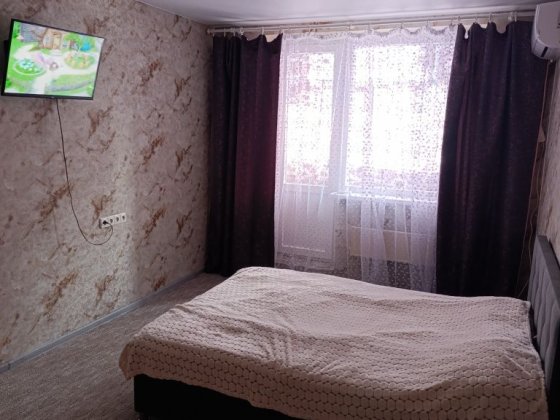 Однокімнатна квартира Лозова