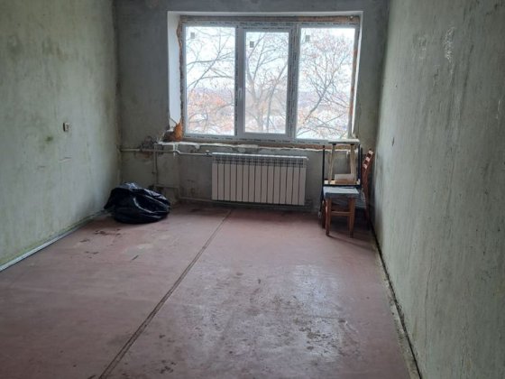 Двокімнатна квартира, 5/5 поверх, центр міста Лозова