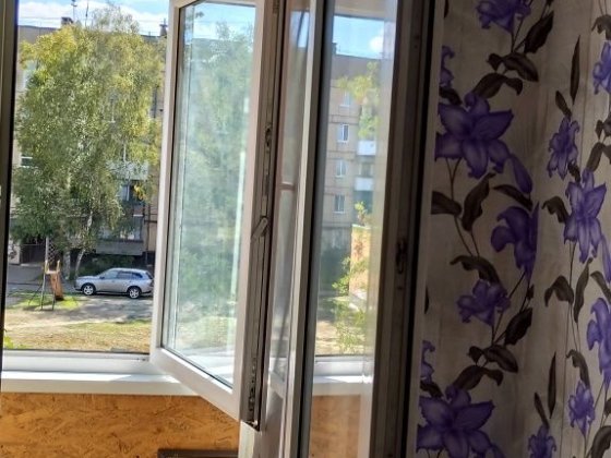 Продам 1 комнатную квартиру Марганец Марганець