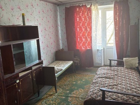 1-но в р-не Ворошиловки Марганец