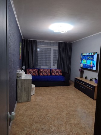 Продам двокімнатну квартиру - фото 1