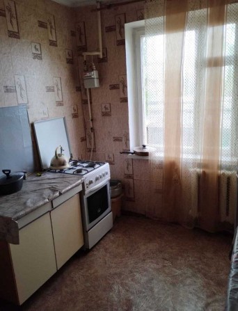 Продам 2  кімнатну квартиру - фото 1