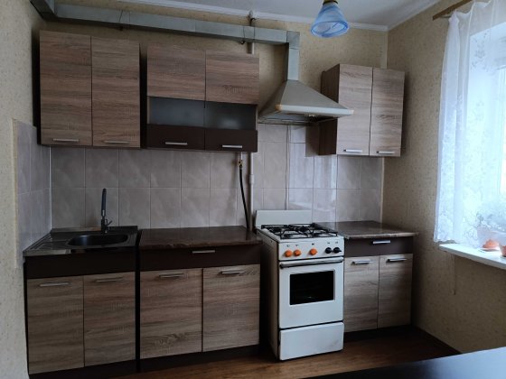 Продам 3ком-ную квартиру. Лозова