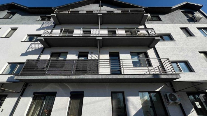 Новобудова з меблями в престижному районі - фото 1