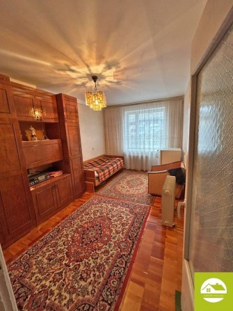 Квартира не далеко від центра - фото 1