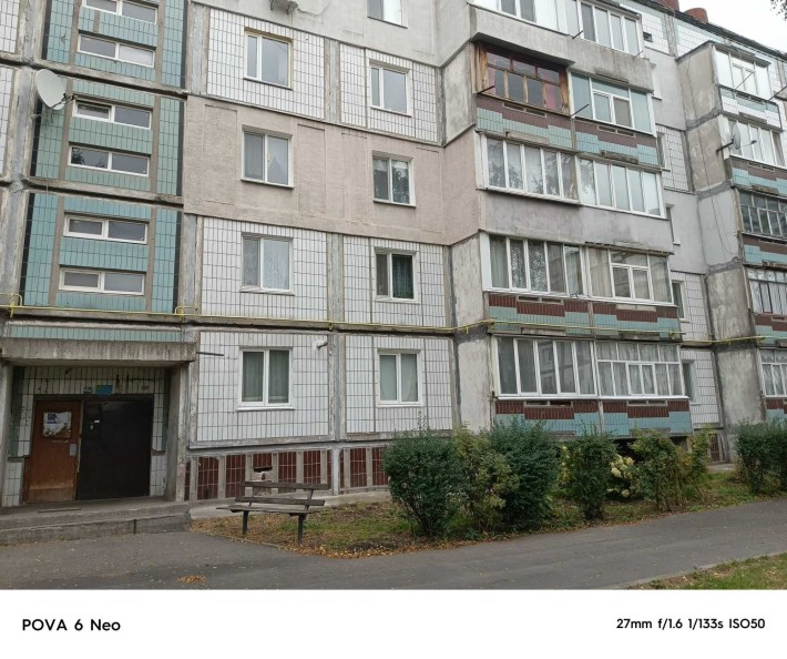 Продам велику 2-кімнатну квартиру з індивідуальним опаленням. - фото 1