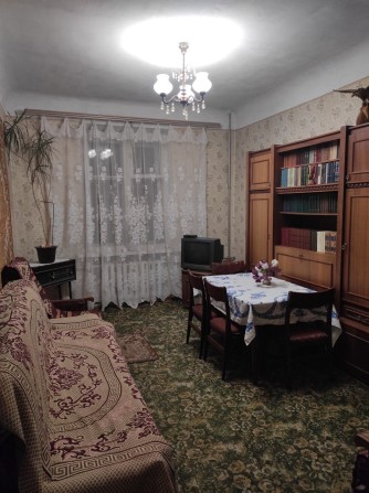 Продаж двокімнатної квартири в центрі міста - фото 1