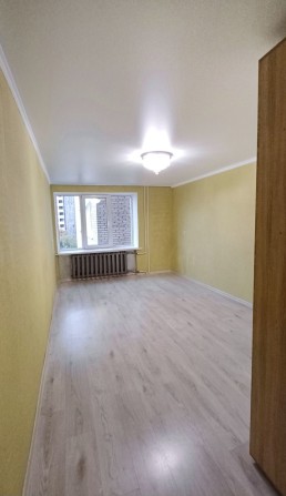 Однокімнатна квартира в гуртожитку - фото 1