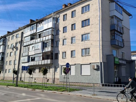 Продаж 1-кімнатної квартири! Звягель