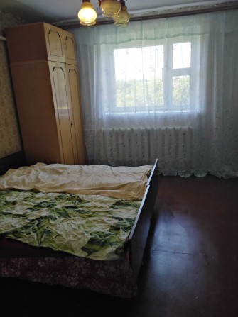 Продам 2-кімнатну квартиру в тихому районі. 35000 $ - фото 1