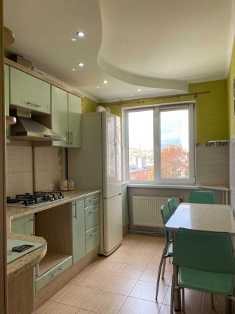 Продається 3-кімнатна квартира в районі Росвигово. - фото 1